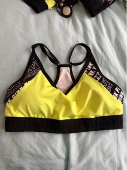 VICTORIA’S SECRET