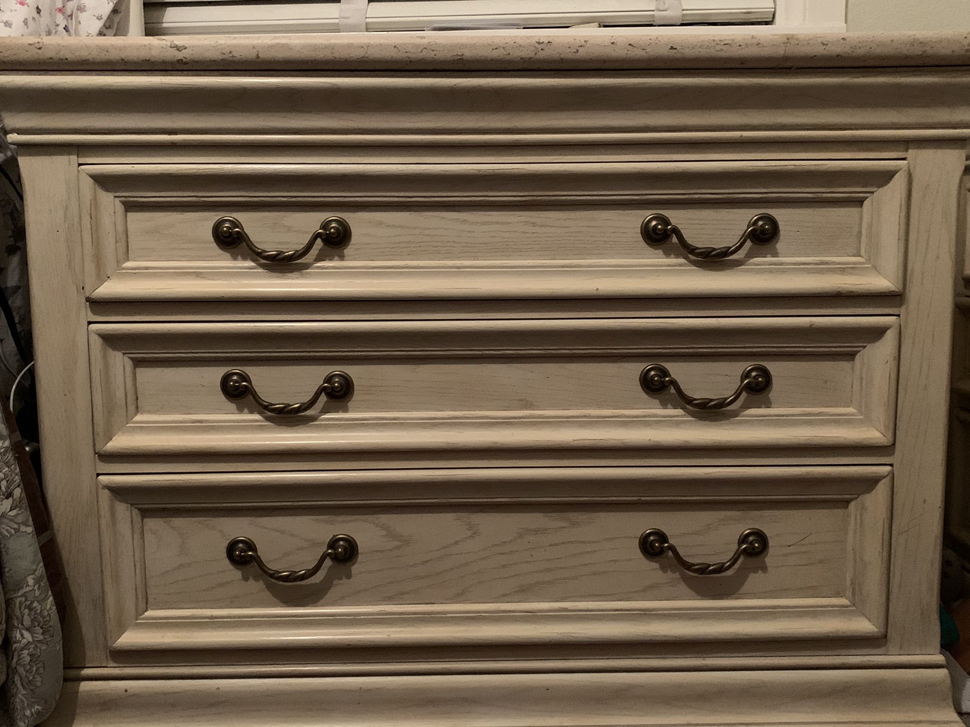 dressers