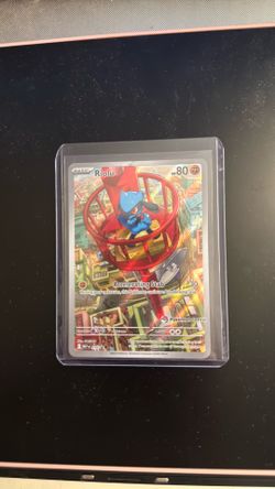 Pokemon Center Riolu