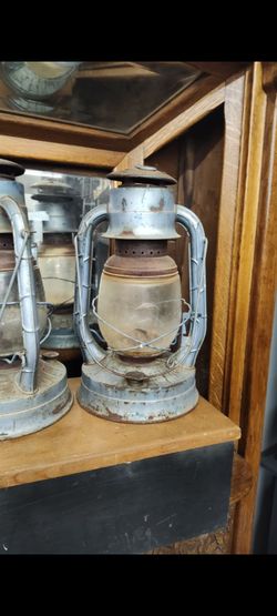VINTAGE DIETZ NO.2 D-LITE OIL LANTERN NEW YORK U.S.A.