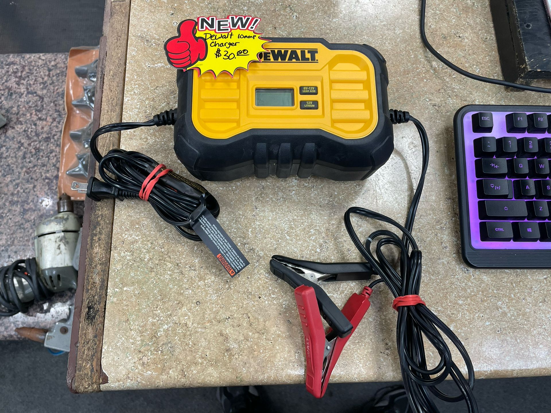 Dewalt 10amp Battery Charger