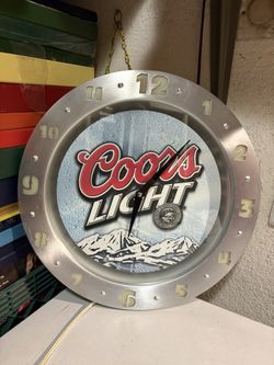 Coors Light Wall Clock Light   ( Hesperia Ca )