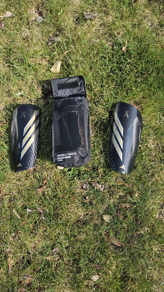 Soccer Shin Guards Size L