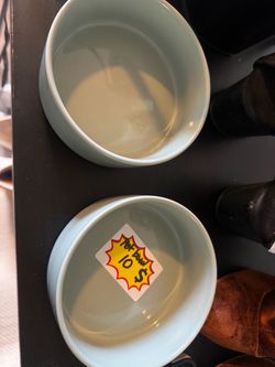 Set of 2 ceramic pet bowls