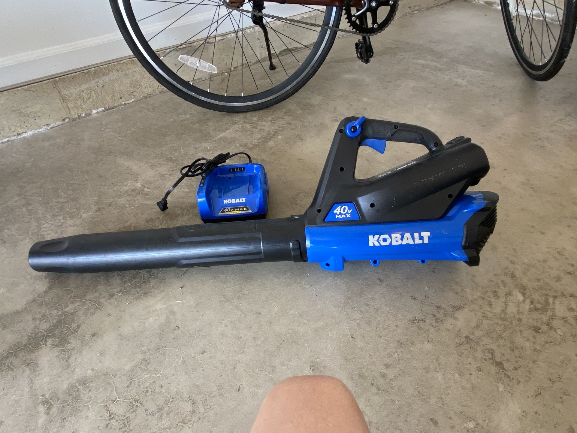 KOBALT LEAF BLOWER