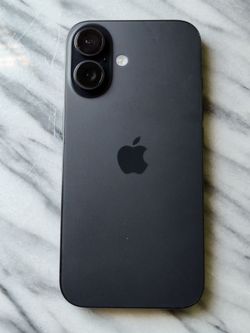 Apple iPhone 16