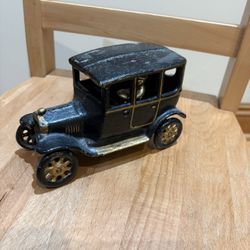 Vintage Cast Iron Toy Vehicle 1920s Ford Model Made by Arcade