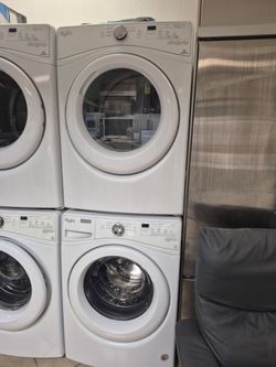 Whirlpool washer  and gas dryer set