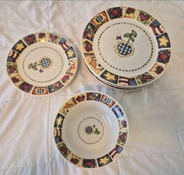 12-Piece Dinnerware Set