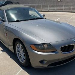 2003 BMW Z4 2.5i 2.5i 2dr Roadster Price $5,950 Mileage 111,491