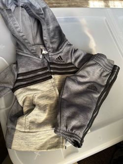 Baby clothes
