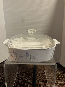 Vintage Corningware “ShadowIris” 2liter Casserole Dish with Lid-$25 CASH