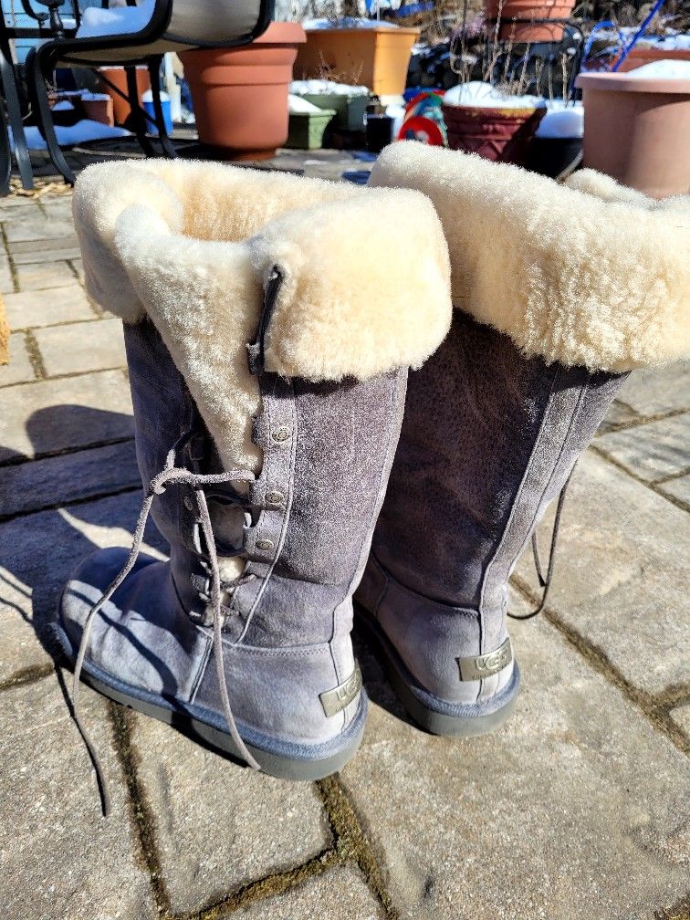 Ladies UGG Boots