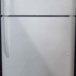Frigidaire Top Freezer Refrigerator 