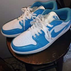 Jordan Air 1 Low SE
(Men's 9.5)