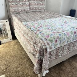 Ashely’s Bed Frame And Bed 