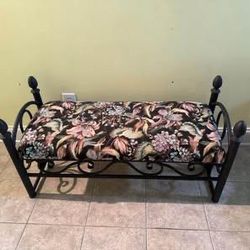 Black Metal Bench with Cushion in GOOD Condition!