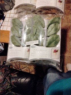 Modern Romance Floral Picks