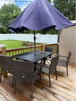 Outdoor table and chairs
