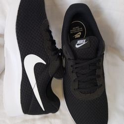 Nike Men Shoes