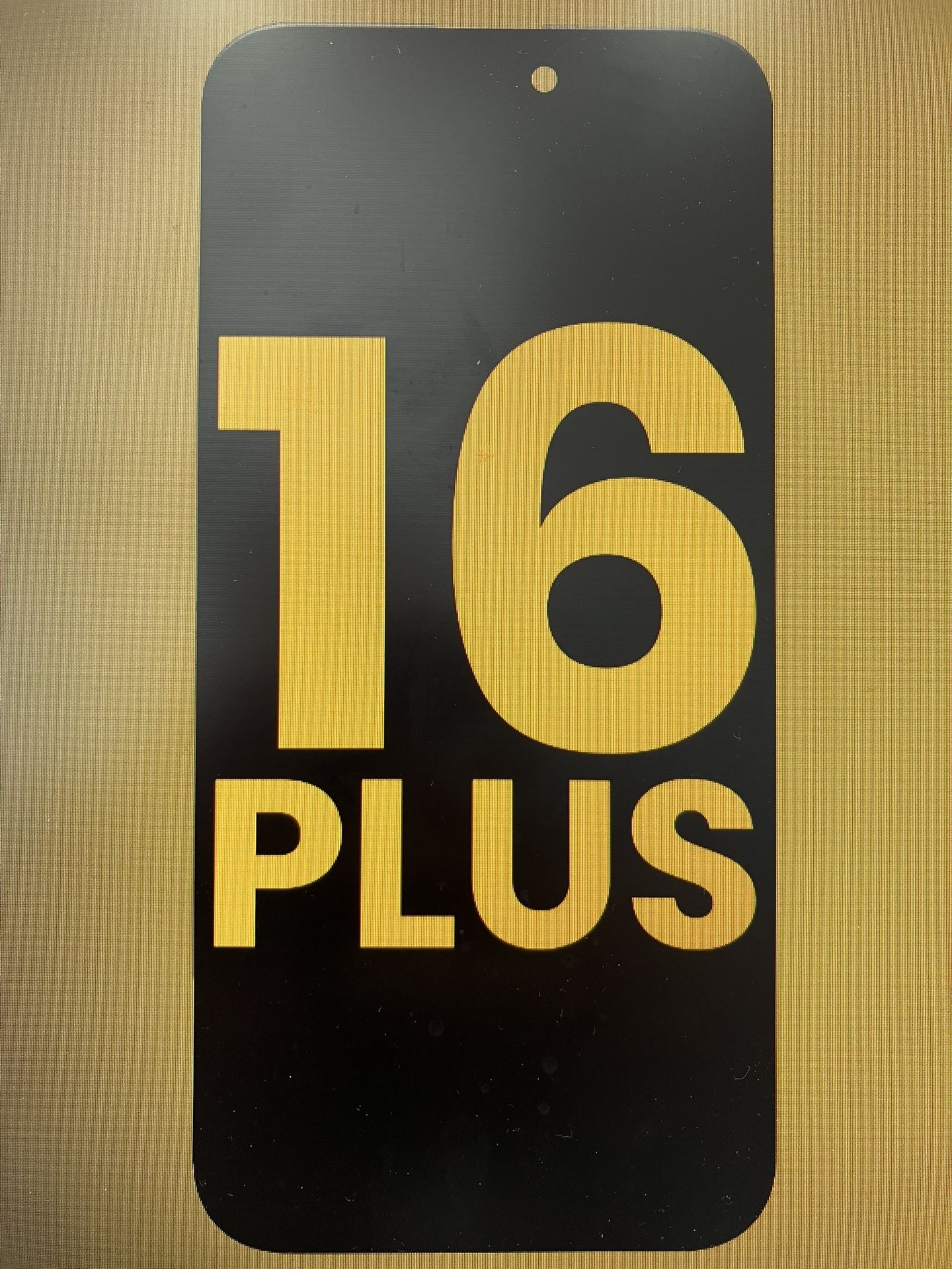 iPhone 16 Plus