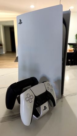 Sony PlayStation 5 Disc Edition Bundle – 2 Controllers + Charging Station