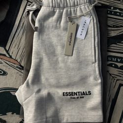 Light oat Essential shorts