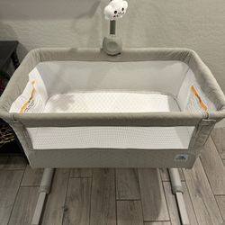 Baby bassinet 