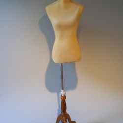 Adjustable Female Mannequin - Torso 