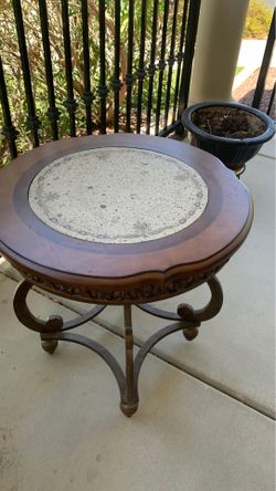 End table
