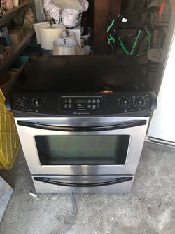 Frigidaire GE electric glass top stove/oven