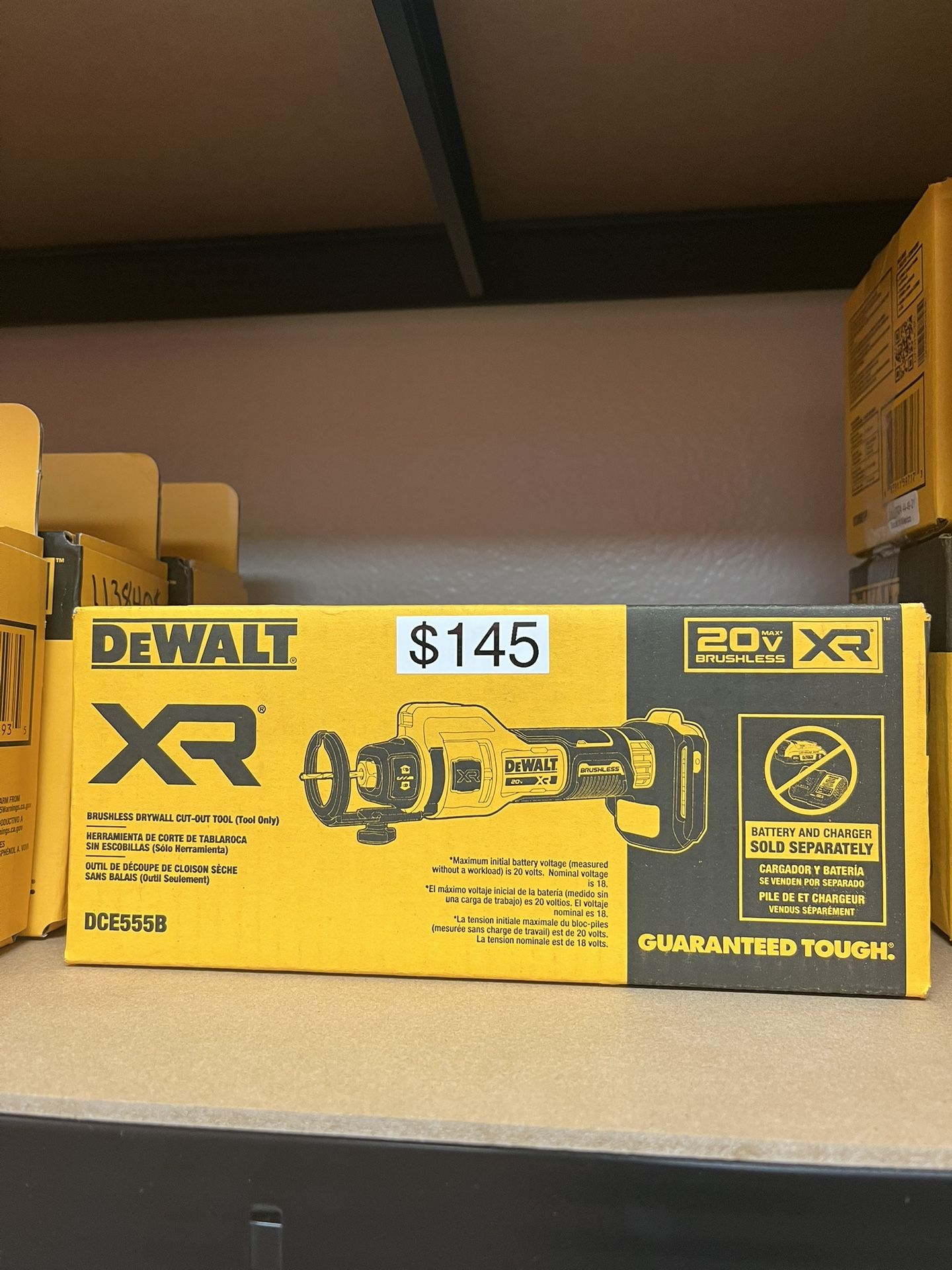 Dewalt XR Brushless Drywall Cut Out Tool