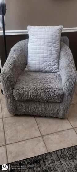Plush Room Chair