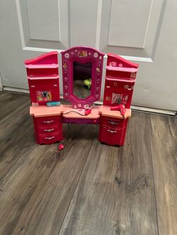 Barbie glam vanity table hair salon
