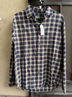 American Eagle Men’s Long Sleeve Button Down Size Small
