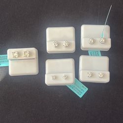 Sterling Silver Moissanite Stud Earrings 