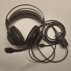 HyperX Cloud Revolver - Gaming Headset with HyperX 7.1 Surround Sound, Signature Memory Foam, Premium Leatherette, Steel Frame, Detachable Noise-Cance