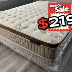 Queen Organic Cloud Europillow Top 12inch Mattress!!