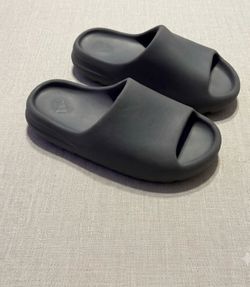 Yeezy slides