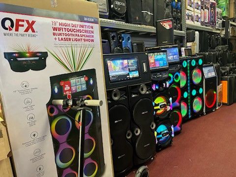 Largest Selection Of Loud Kareoke Bluetooth Party Speakers. Come Listen To Them. Brand New
