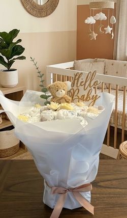 New diaper bouquet baby shower gift