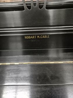 HOBART M. CABLE PIANO
