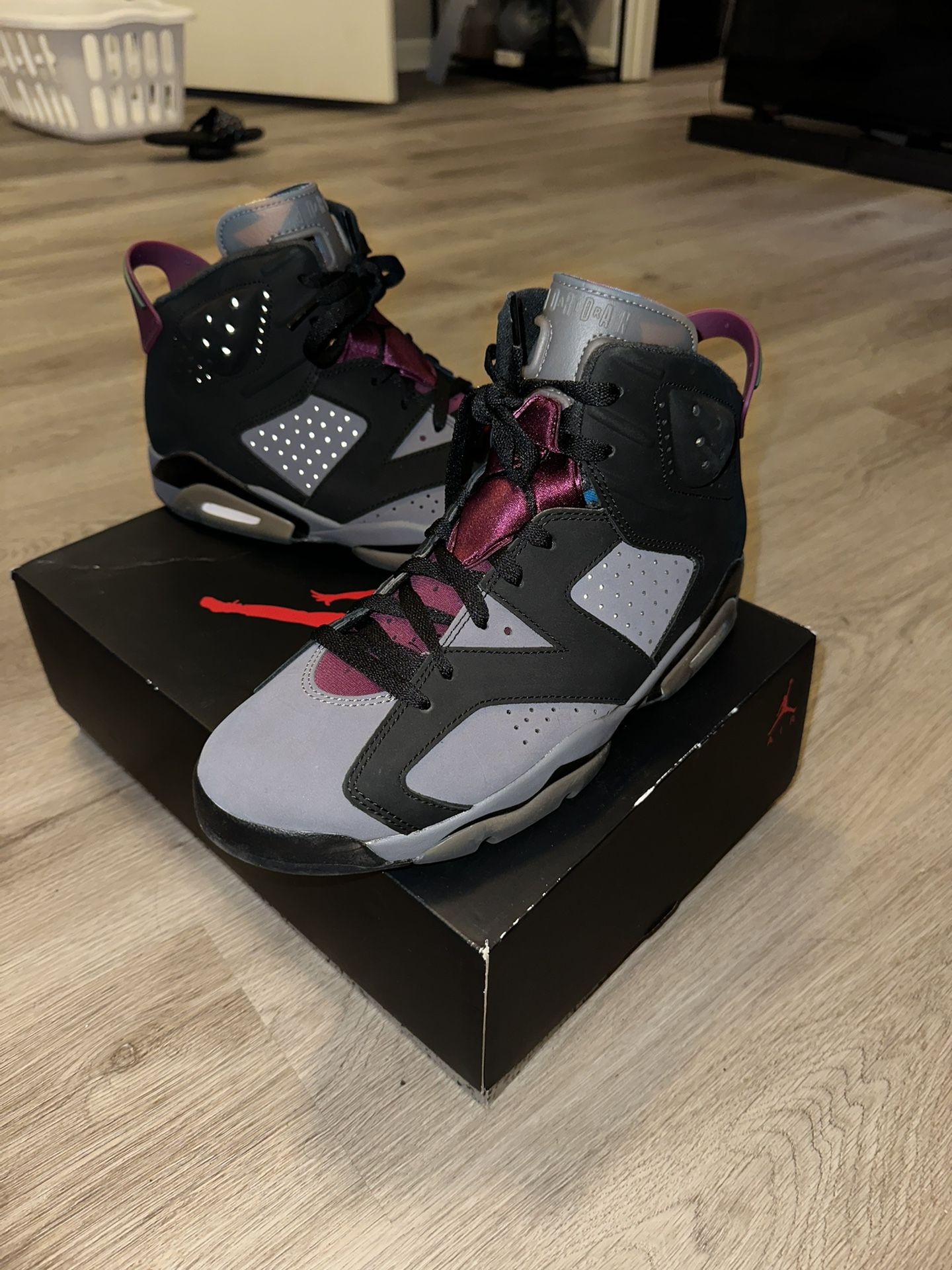 Air Jordan Retro 6 Bordeaux