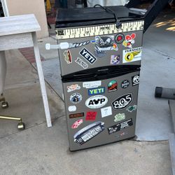 Mini Fridge & Freezer