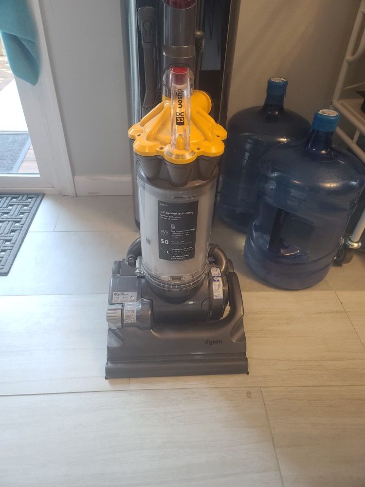 Dyson DC 33