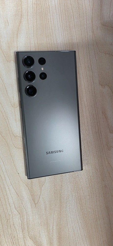S23 Ultra For 700$