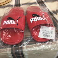  $22.00 New Size 7 Red With Black Puma Slide