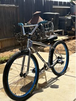 chrome street co (2widditvicsbike)