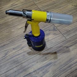 Air Rivetor 