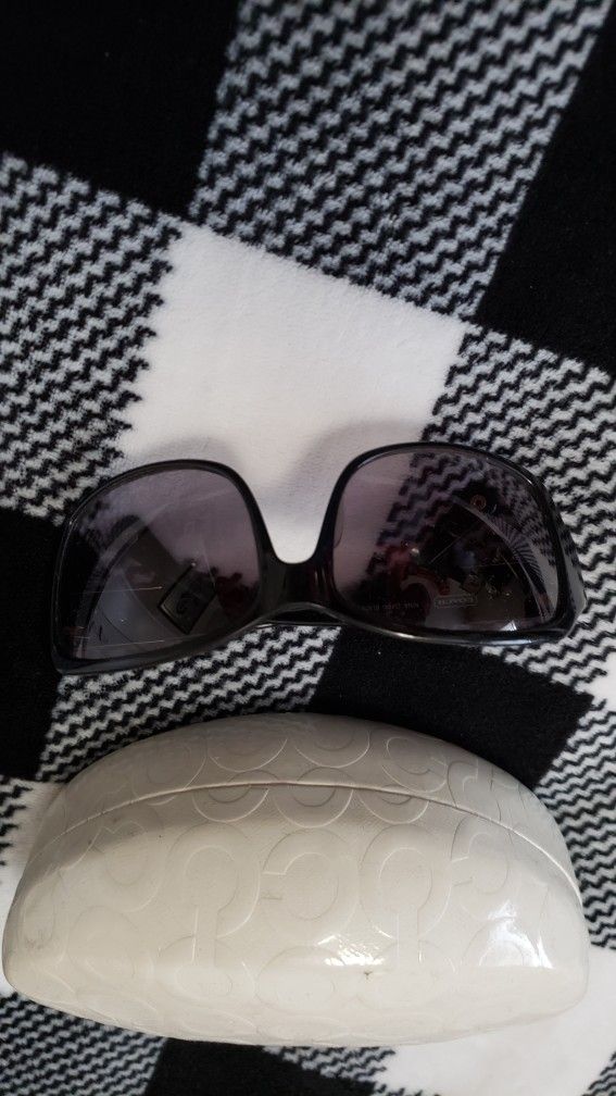Women's COACH Sunglasses With Case. $50. Pickup In Oakdale